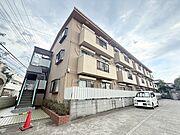 青井駅より徒歩10分 築37年7ヶ月 3階建の賃貸物件