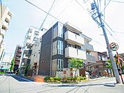 綾瀬駅より徒歩9分 3階 築8年10ヶ月の賃貸物件