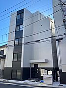 綾瀬駅より徒歩10分 3階 築1年8ヶ月の賃貸物件