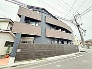 金町駅より徒歩6分 3階 築3年の賃貸物件