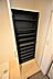 玄関：シューズボックス