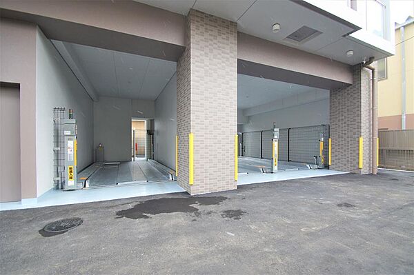 画像29:敷地内機械式駐車場、空き状況要確認。