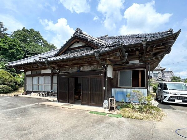detached 茨城県石岡市根当

地図を見る