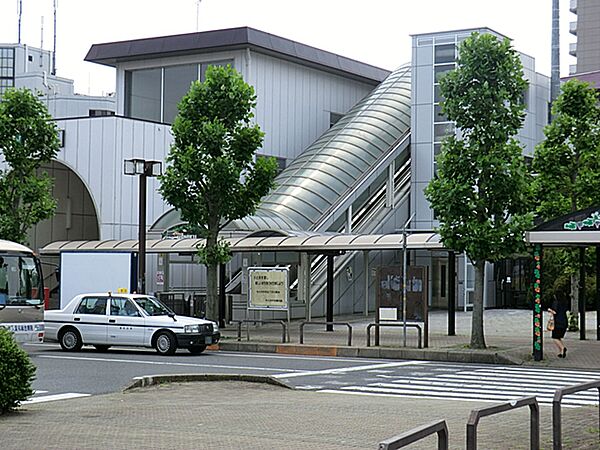 牛久駅（1500m）