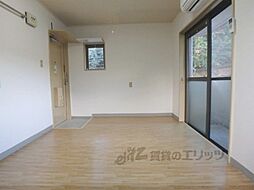 京阪本線 出町柳駅 バス17分 地球研前下車 徒歩16分の賃貸マンション 4階ワンルームのリビング/ダイニング