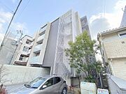 二条城前駅よりバス16分 徒歩9分 1階 築18年2ヶ月の賃貸物件