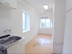 京都市営烏丸線 北大路駅 バス14分 衣笠氷室町下車 徒歩1分の賃貸マンション 2階1DKのリビング/ダイニング