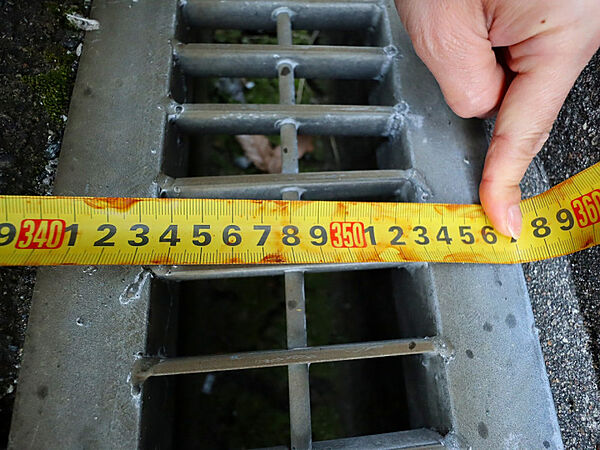 道路幅353cm(側溝含む)