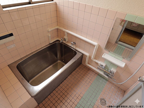 浴室※画像の一部を家具消し加工しています