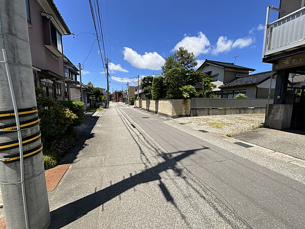 前面道路6.6ｍ