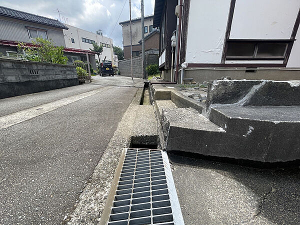 境界面　北東側（北側→南側）