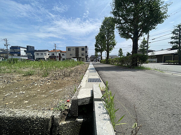 境界面　南側（西側→東側）