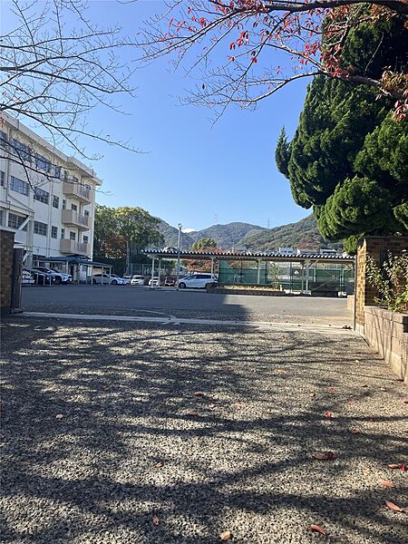 画像20:北九州市立松ケ江中学校(1、030m)