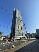 門司港駅より徒歩6分 12階 築26年10ヶ月の賃貸物件