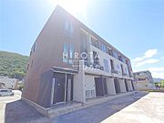 エスカーザ 2階 築11年の賃貸物件