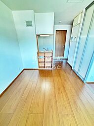 ウエスト　スクエア 2階1LDKのリビング/ダイニング