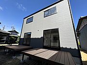 舞阪駅より徒歩16分 築1年10ヶ月 3階建の賃貸物件