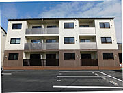 浜松駅よりバス8分 徒歩8分 築4年8ヶ月 3階建の賃貸物件