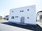 新居町駅より徒歩5分 1階 築2年8ヶ月の賃貸物件