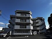 浜松駅よりバス22分 徒歩1分 築43年7ヶ月 4階建の賃貸物件