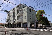 浜松駅よりバス8分 徒歩4分 3階 築34年11ヶ月の賃貸物件