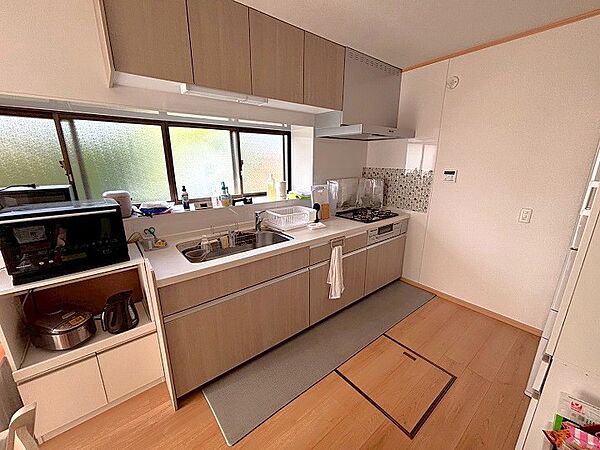 detached 宮城県亘理郡亘理町字上浜街道
地図を見る