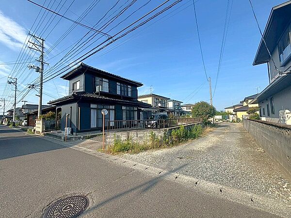 detached 宮城県亘理郡亘理町字上浜街道
地図を見る