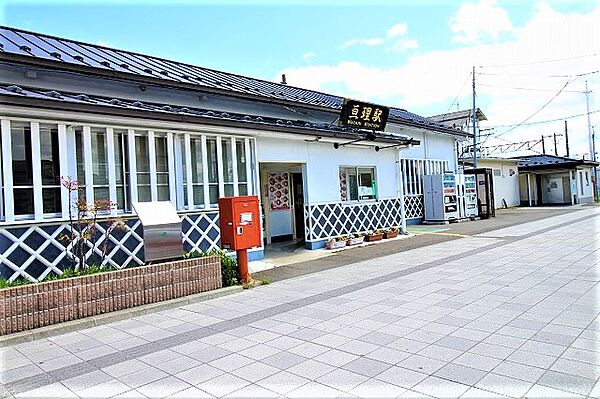 detached 宮城県亘理郡亘理町字上浜街道
地図を見る