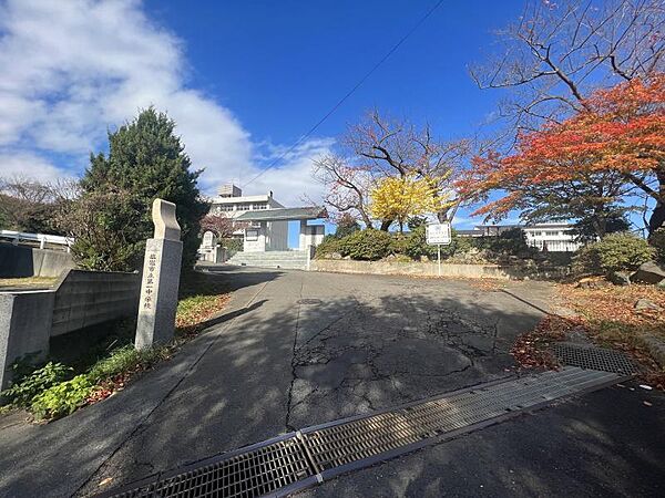 detached 宮城県塩竈市字伊保石
地図を見る
