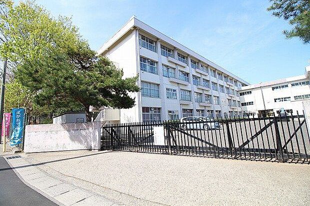 仙台市立八木山中学校 徒歩18分。 1410m