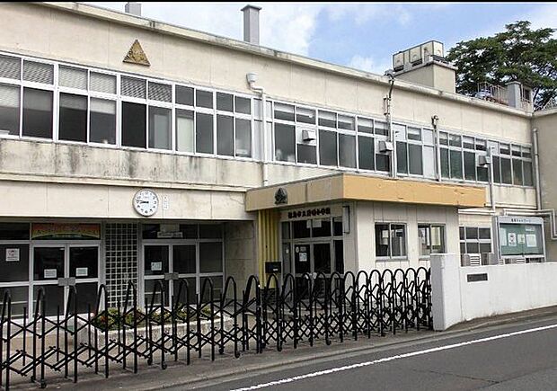 福島市立清明小学校 徒歩101分。 8080m