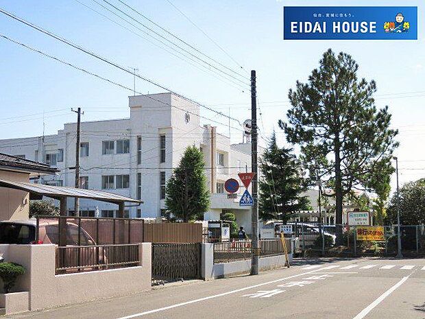 岩沼市立岩沼南小学校 徒歩7分。 520m