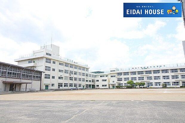 仙台市立西多賀小学校 徒歩8分。 630m