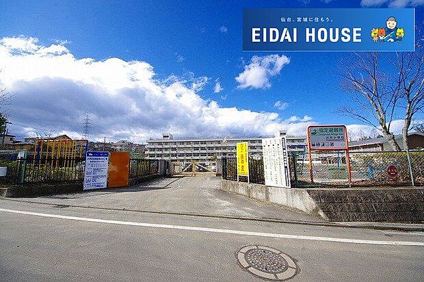 仙台市立川平小学校 徒歩9分。 680m