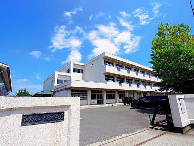 仙台市立中野中学校 徒歩6分。 450m