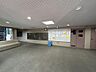 エントランス：エントランスホール