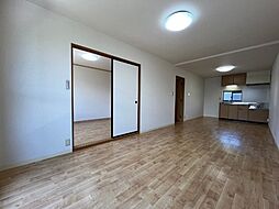 JR北陸本線 長浜駅 徒歩30分の賃貸アパート 2階2LDKのリビング/ダイニング