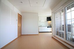 JR北陸本線 長浜駅 3.1kmの賃貸アパート 2階2LDKのリビング/ダイニング