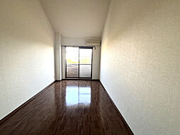 ヴィラワイエフ13 2階1Kのリビング/ダイニング