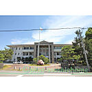 中学校「長浜市立南中学校まで1335m」