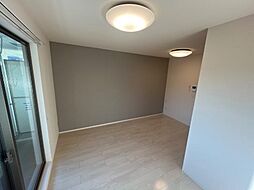 グランドソレーユ壱番館 2階1LDKのリビング/ダイニング