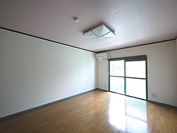 パレロワイヤル 303 3階ワンルームのリビング/ダイニング