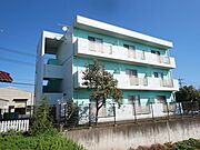 大甕駅より徒歩9分 築19年10ヶ月 3階建の賃貸物件