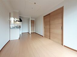 ヴィラ・アベニール 106 1階2LDKのリビング/ダイニング