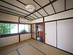 宮本町住宅 6DKのリビング/ダイニング