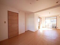 エルディム大塚 203 2階1LDKのリビング/ダイニング