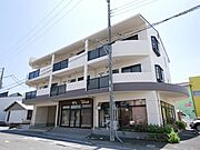十王駅より徒歩9分 築26年6ヶ月 3階建の賃貸物件