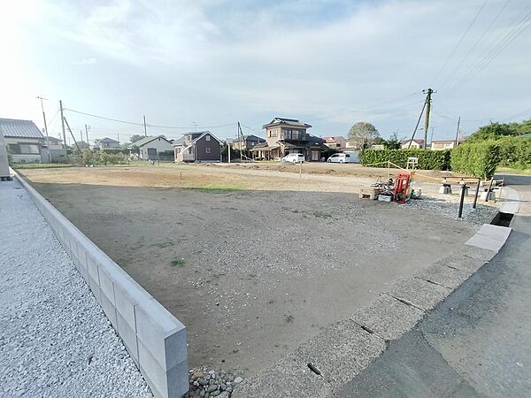 南東より