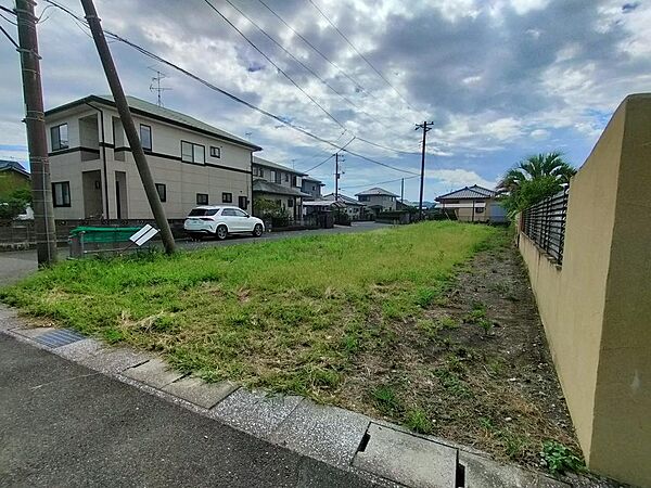 北東より
