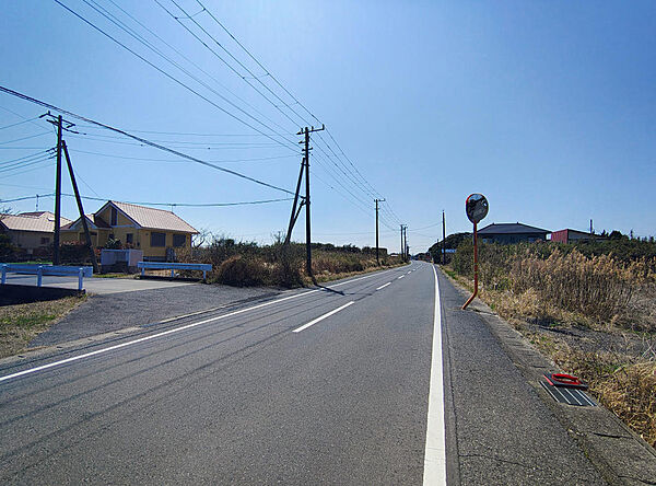 東側接道